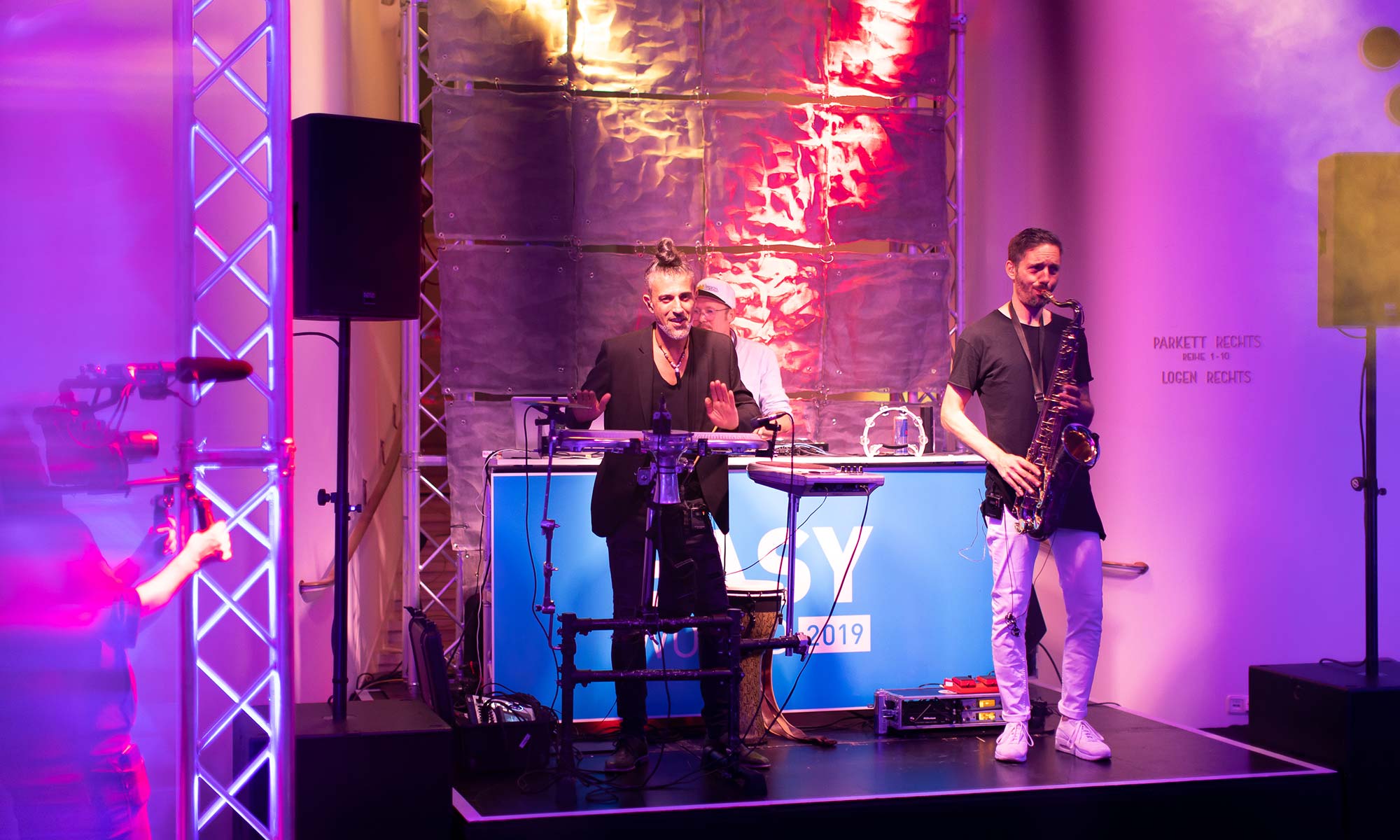 goldtunes_sliderstart4